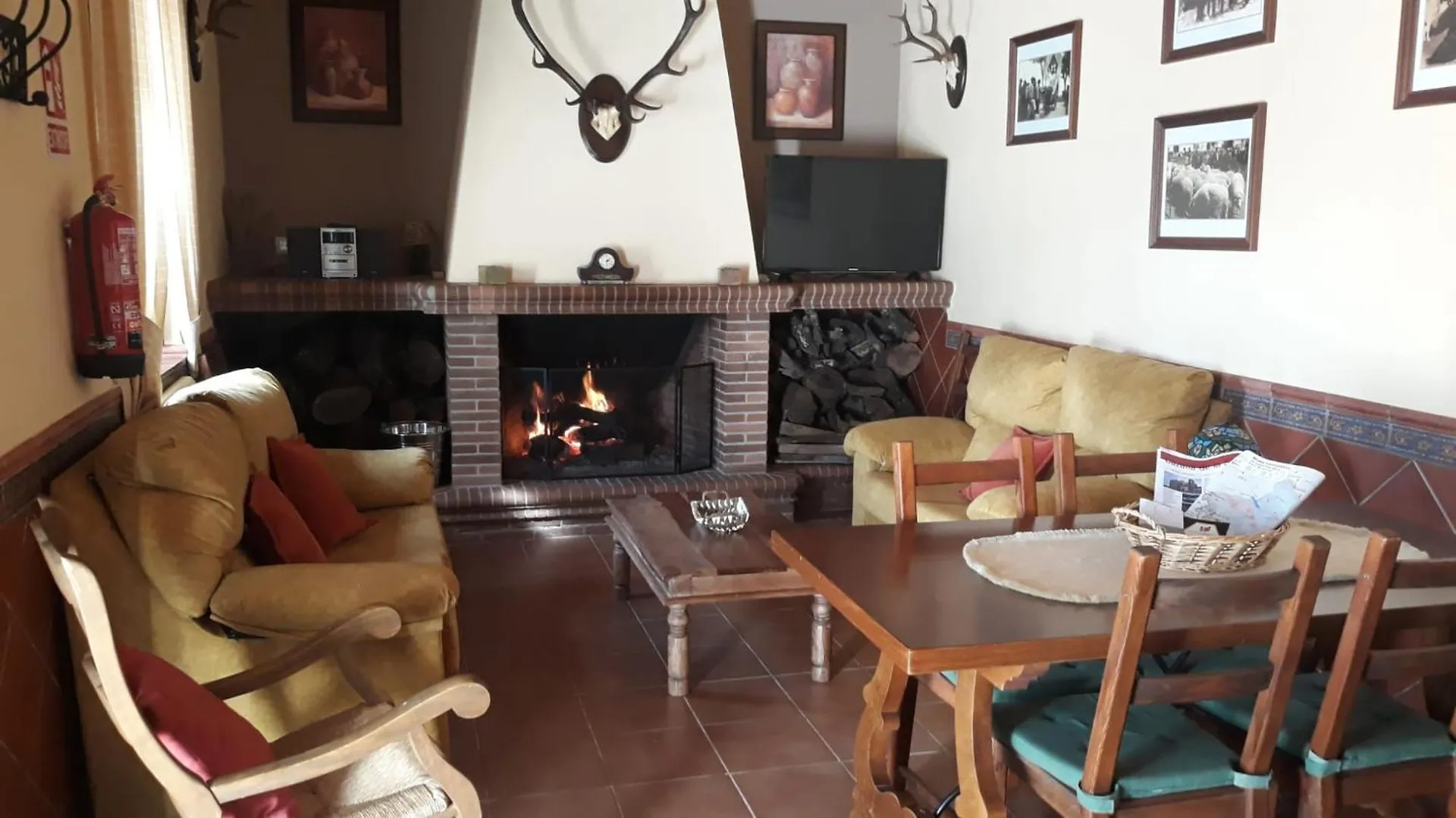 Casa Rural La Dehesilla Cazalla de la Sierra Country house